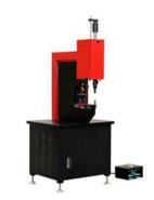 高速液壓鉚接機