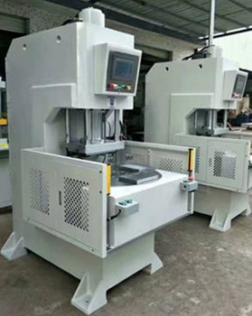 怎么選到合適的伺服壓裝鉚接機(jī)？需求需明確！